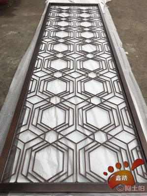 红古铜浮雕福字花纹铝板屏风 工艺精湛，融合传统与现代